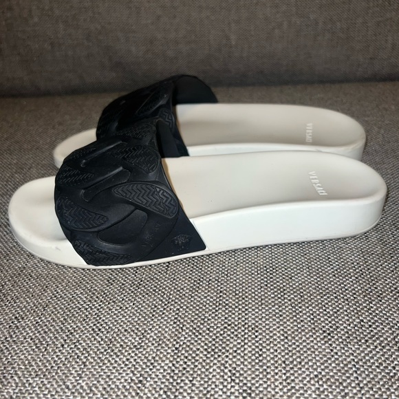 Versace Slides - Picture 2 of 3